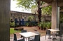UCV CARACAS. Il bar della Facoltà di Architettura si affaccia su questo grazioso patio interno - è davvero piacevole pranzare o bere qualcosa qui, chiaccherando con amici e studenti