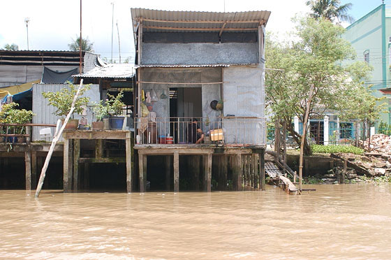 DELTA DEL MEKONG - Le palafitte sono molto comuni sulle rive del Mekong e dei canali della regione