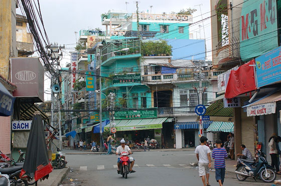 HO CHI MINH CITY - Storia