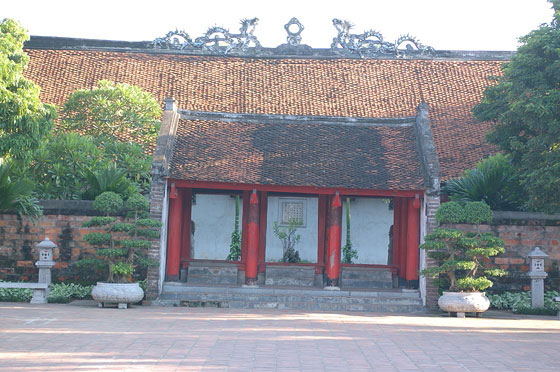 HANOI - Van Mieu: cancello posteriore