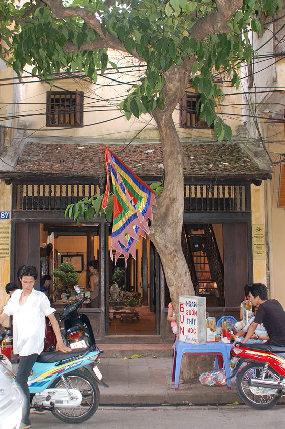 HANOI - La casa-museo al n. 87 di Pho Ma May
