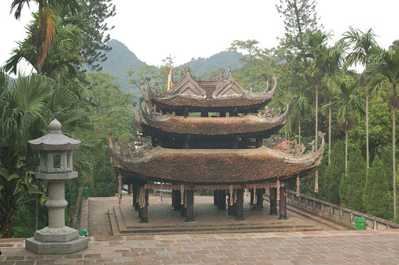 PAGODA DEI PROFUMI - Thien Chu (Pagoda che Porta in Paradiso)