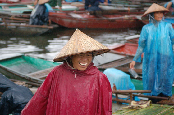 TAM COC - Questa vietnamita è una delle due signore che remava la nostra barca