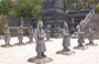 CROCIERA SUL FIUME DEI PROFUMI. Tomba di Khai Dinh: il cortile d'onore con elefanti, cavalli e mandarini