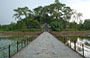 DINTORNI DI HUE'. Tomba di Minh Mang: oltre il ponte la montagnola di terra ospita la tomba dell'imperatore