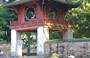 HANOI. Tempio della Letteratura - Padiglione Khué Van: i letterati vi recitavano i loro poemi